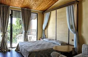 Village Hotel Elenite